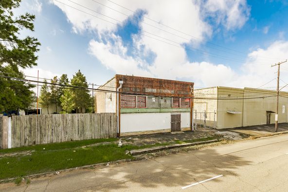 Mid-City Redevelopment Opportunity!: 2008 North St, Baton Rouge, LA 70802